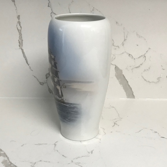 Vintage Royal Copenhagen Denmark Vase Clipper Ship #4570 Signed - Picture 4 of 8